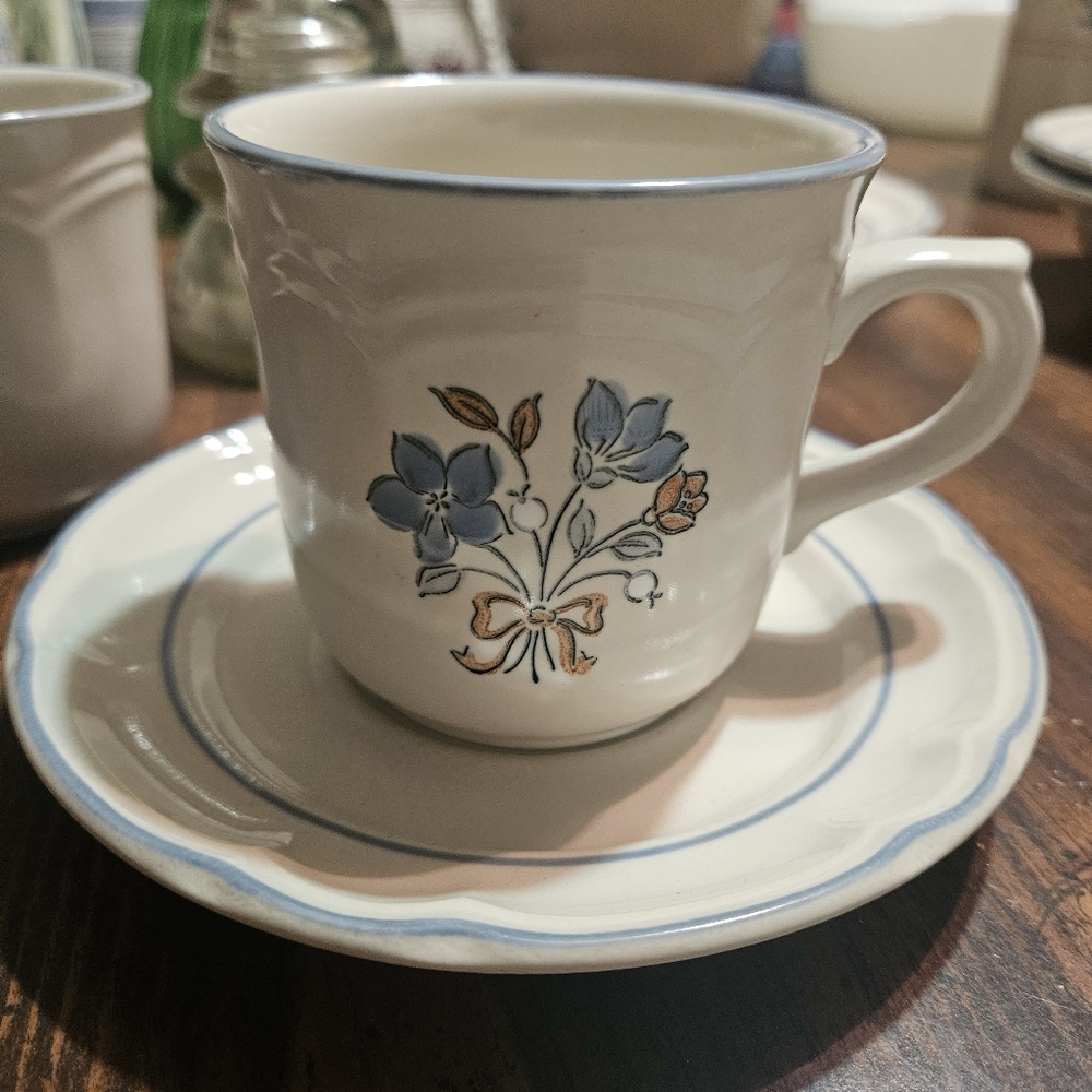 Cordella Bluet Dishes
